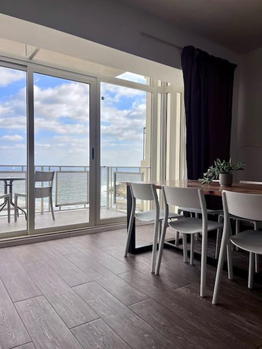 Sea-mist Luxury Escape * Saint Julian's