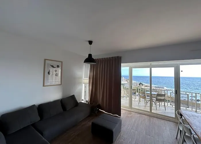 Sea-Mist Luxury Escape